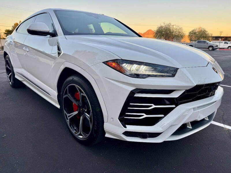 2019 Lamborghini Urus