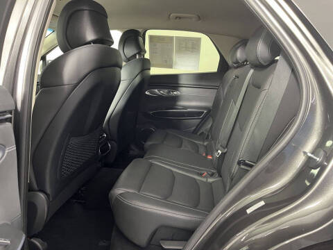 2025 Genesis GV70 2.5T Standard