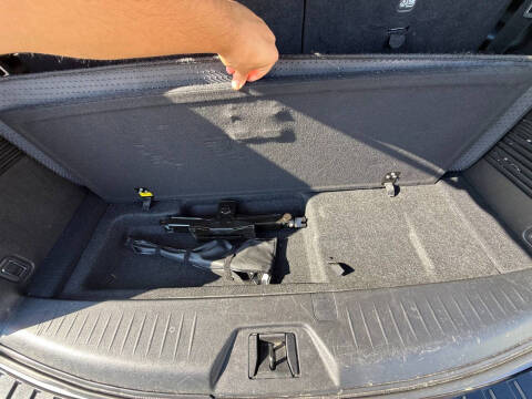 2023 Nissan Armada SV