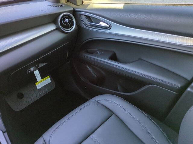 2025 Alfa Romeo Stelvio