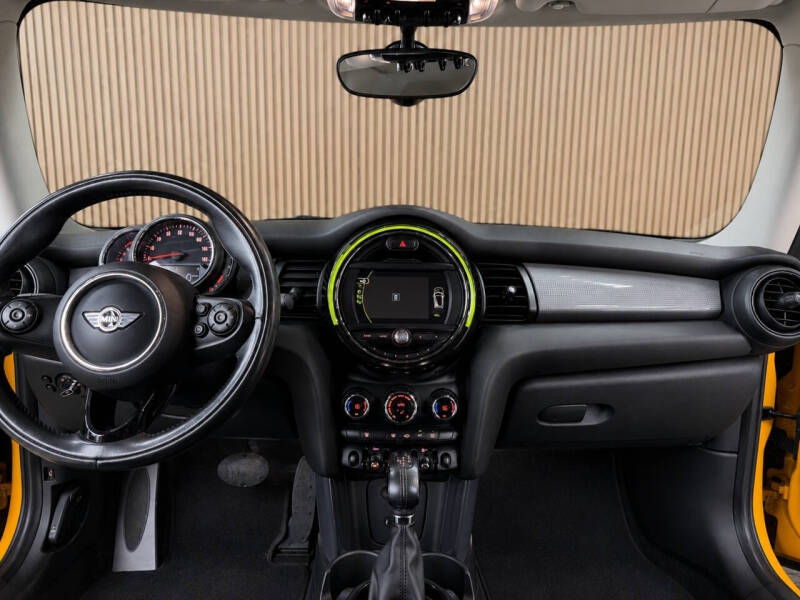 2018 MINI Hardtop 2 Door Cooper