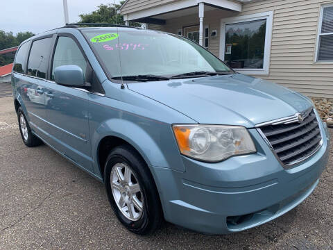 2008 Chrysler Town and Country for sale at G & G Auto Sales in Steubenville OH