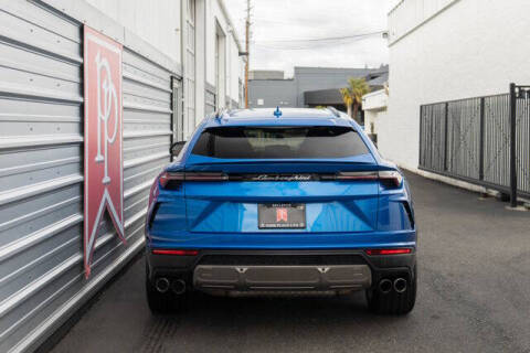 2021 Lamborghini Urus