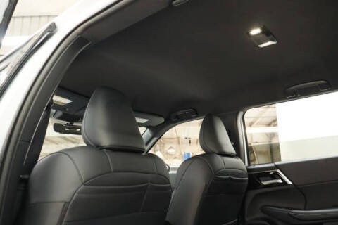 2026 Mitsubishi Outlander LE