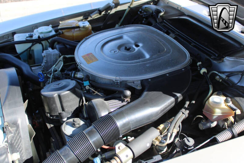 1989 Mercedes-Benz 560-Class 560 SL