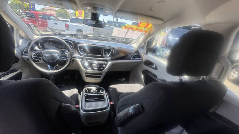 2018 Chrysler Pacifica Touring Plus