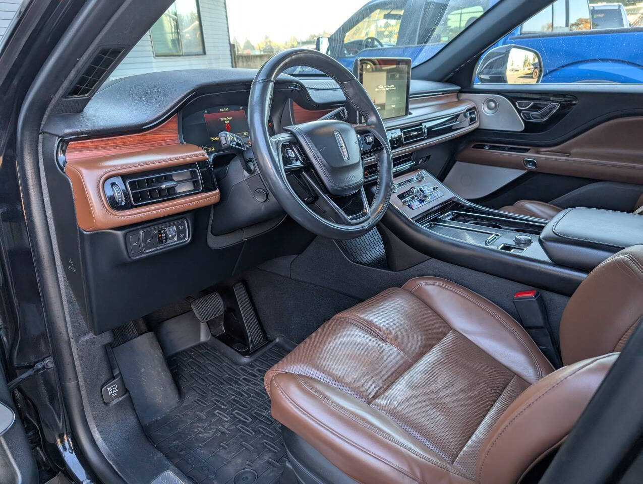used 2022 Lincoln Aviator car, priced at $36,999