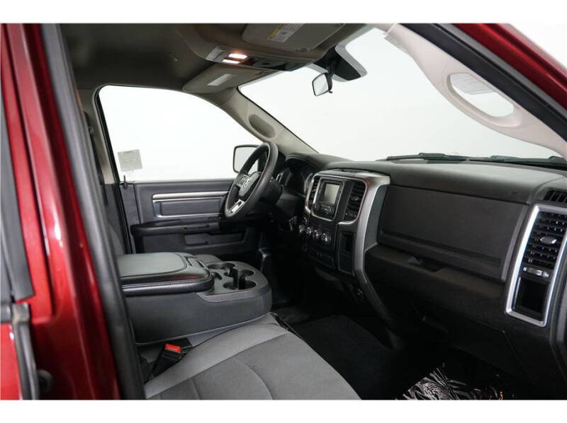 2021 RAM 1500 Classic SLT