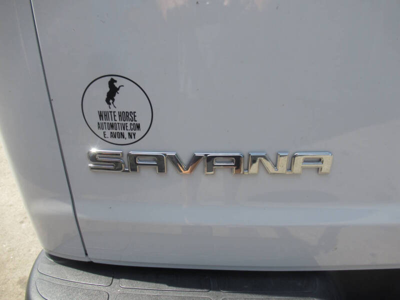 2025 GMC Savana 2500