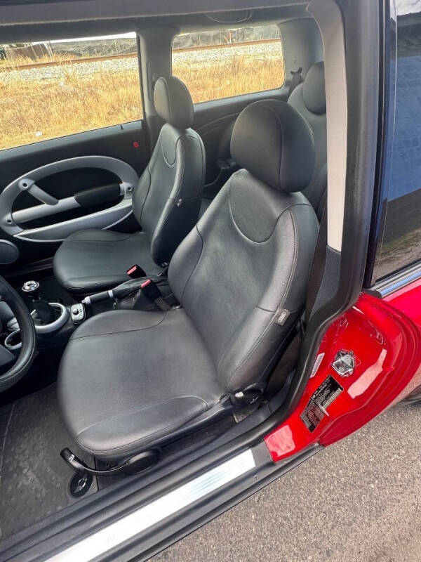 2004 MINI Cooper