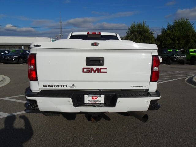 2018 GMC Sierra 2500HD Denali