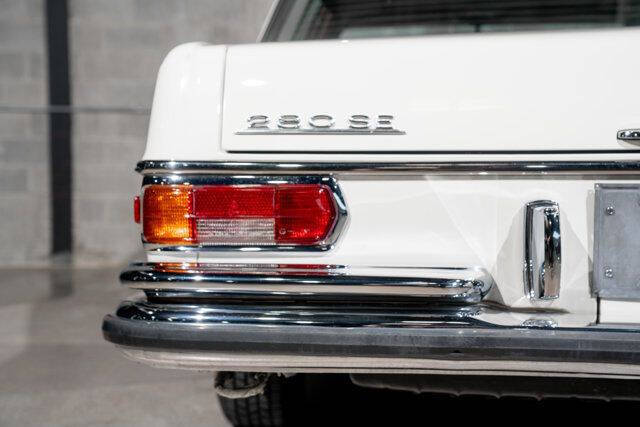 1973 Mercedes-Benz 280-Class