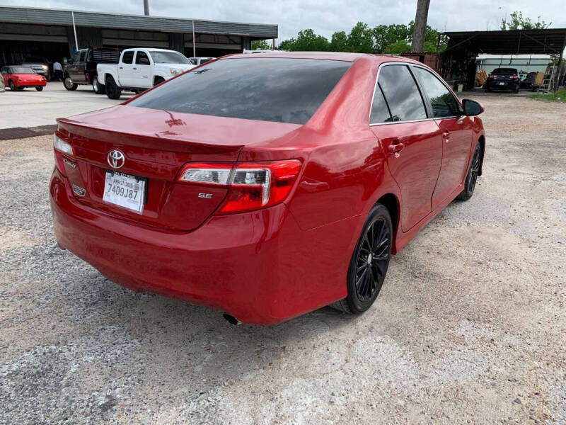 2014 Toyota Camry SE