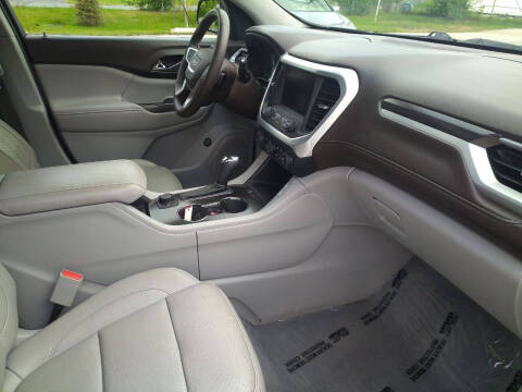 2017 GMC Acadia SLT-1