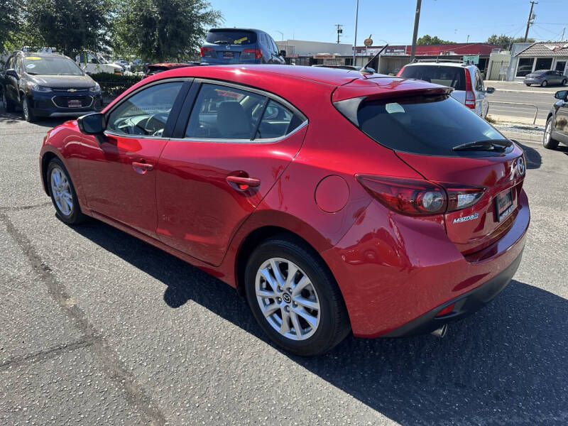 2016 Mazda MAZDA3 i Touring