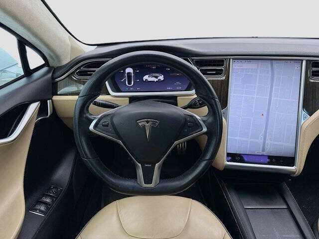 2013 Tesla Model S Performance