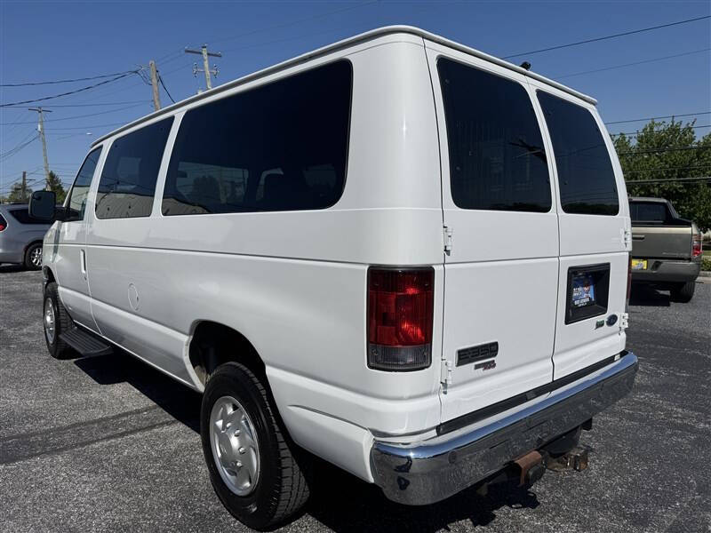 2011 Ford E-Series