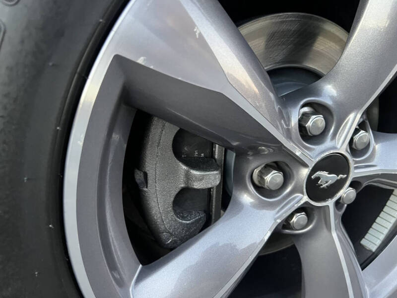 2015 Ford Mustang V6