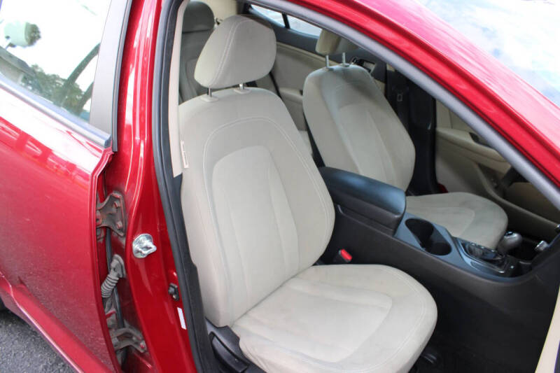 2011 Kia Optima LX