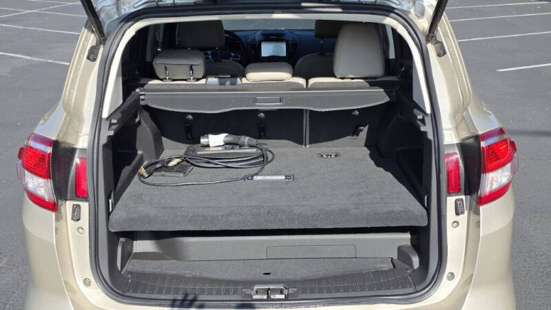 2017 Ford C-MAX Energi Titanium