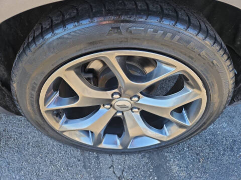 2017 Dodge Challenger R/T Plus
