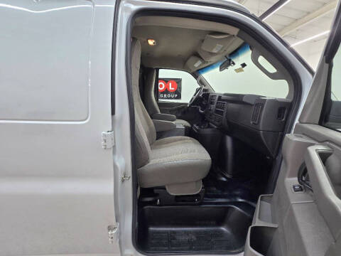 2022 GMC Savana 2500