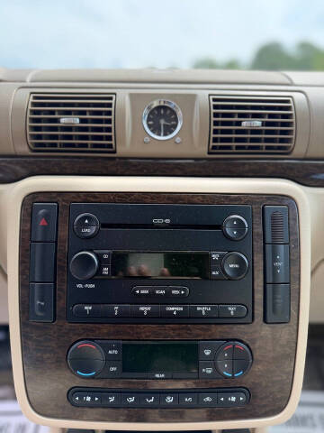 2005 Mercury Monterey Luxury