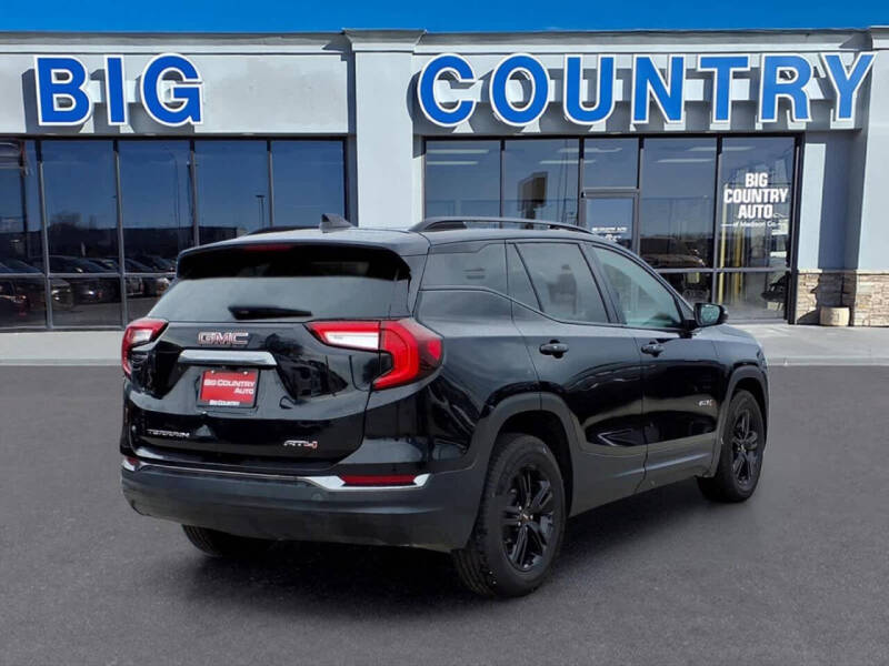 2023 GMC Terrain AT4