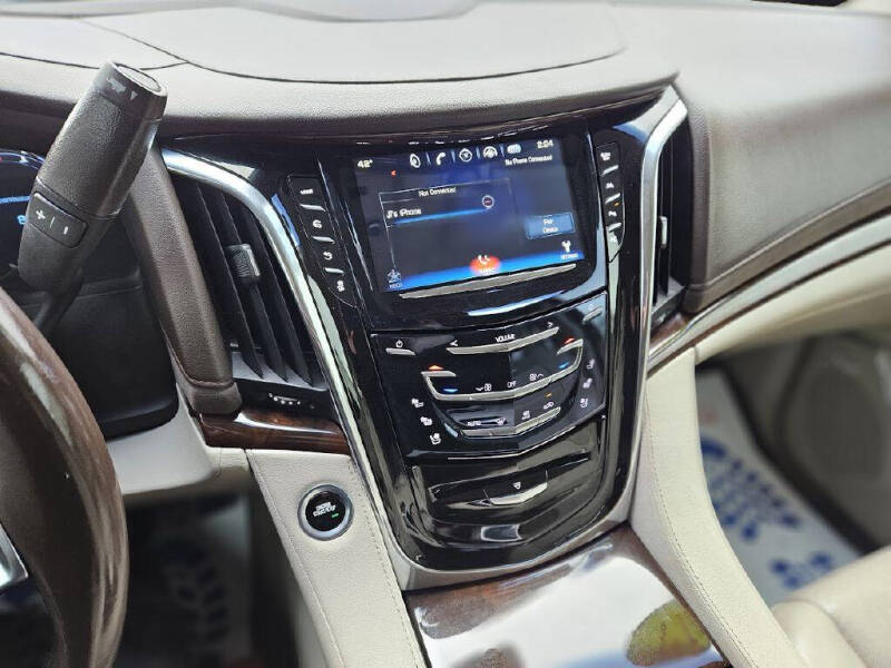 2017 Cadillac Escalade Premium Luxury