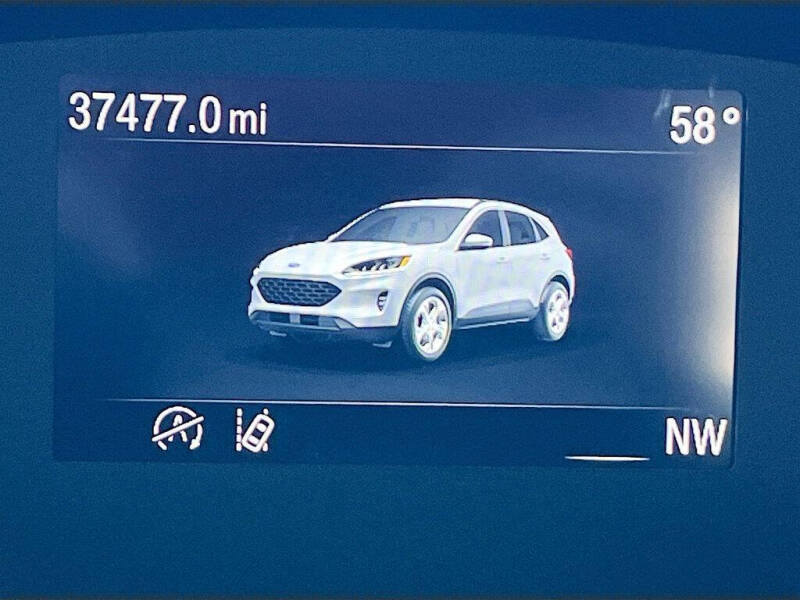 2022 Ford Escape SE