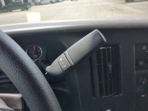 2025 Chevrolet Express 2500