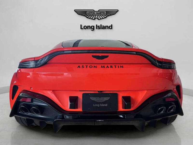 2025 Aston Martin Vantage