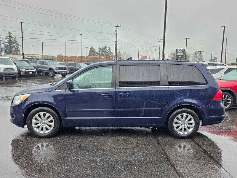 2012 Volkswagen Routan