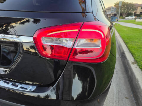 2017 Mercedes-Benz GLA GLA 250