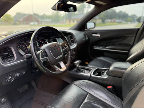 2017 Dodge Charger SXT