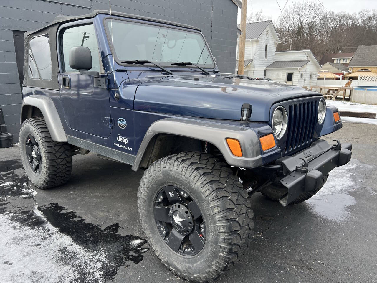 2004 Jeep Wrangler X 2dr 4WD SUV's photo