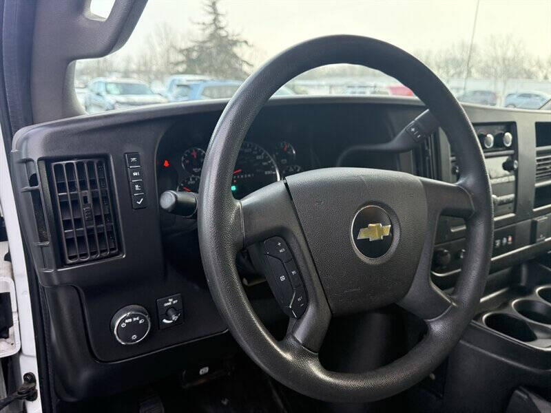 2021 Chevrolet Express 2500