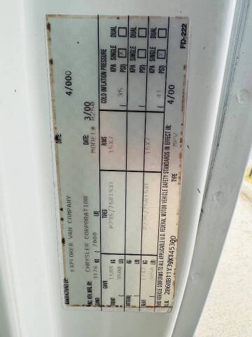 2000 Dodge Ram Van 1500