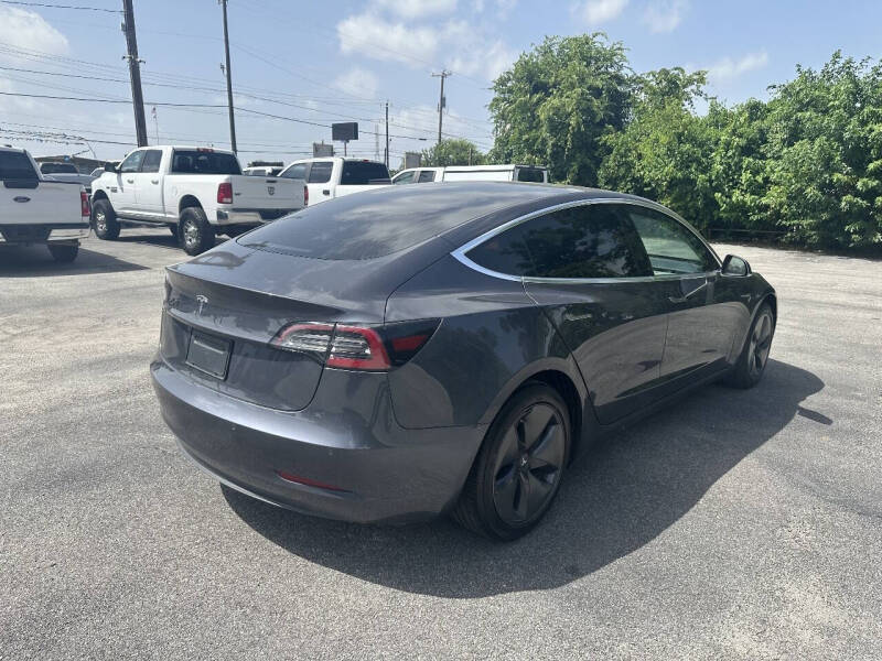 2019 Tesla Model 3 Mid Range