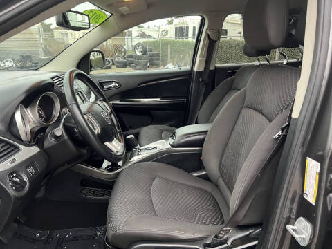 2017 Dodge Journey SE