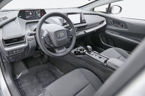 2025 Toyota Prius LE