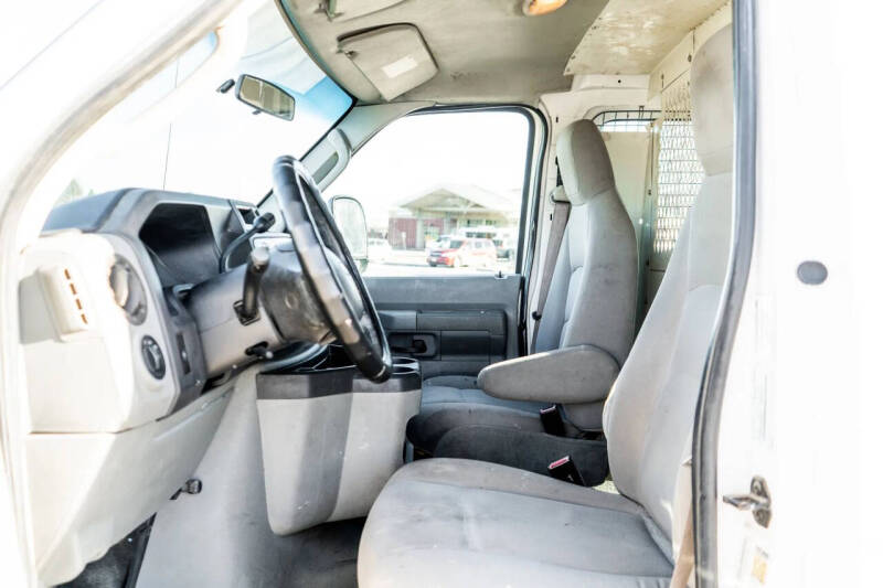 2009 Ford E-Series E-250