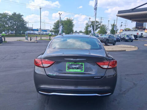 2016 Chrysler 200 Limited