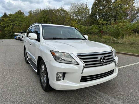 2013 Lexus LX 570