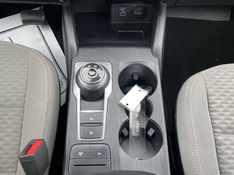 2022 Ford Escape Plug-In Hybrid SE