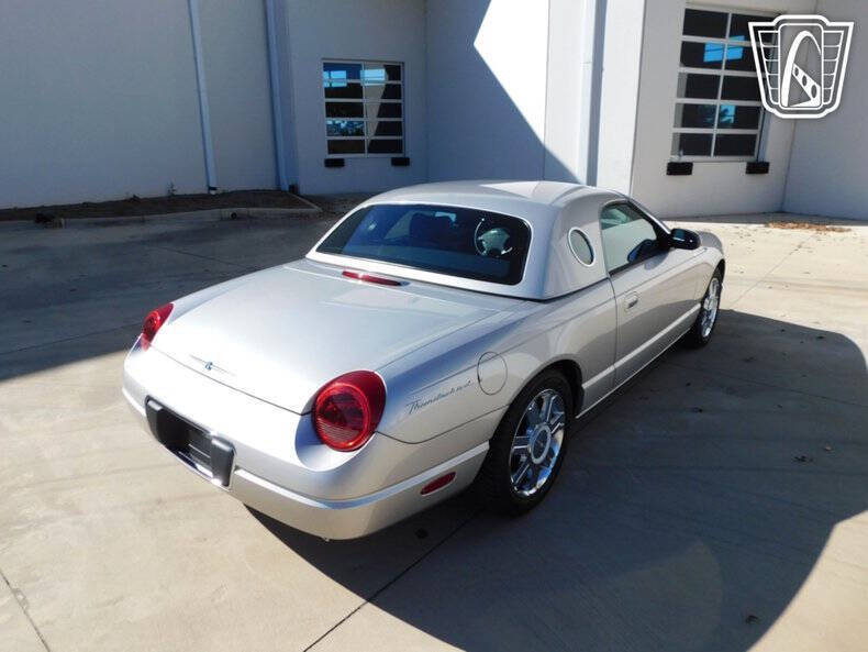2005 Ford Thunderbird Deluxe