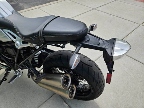 2016 BMW R NineT Base