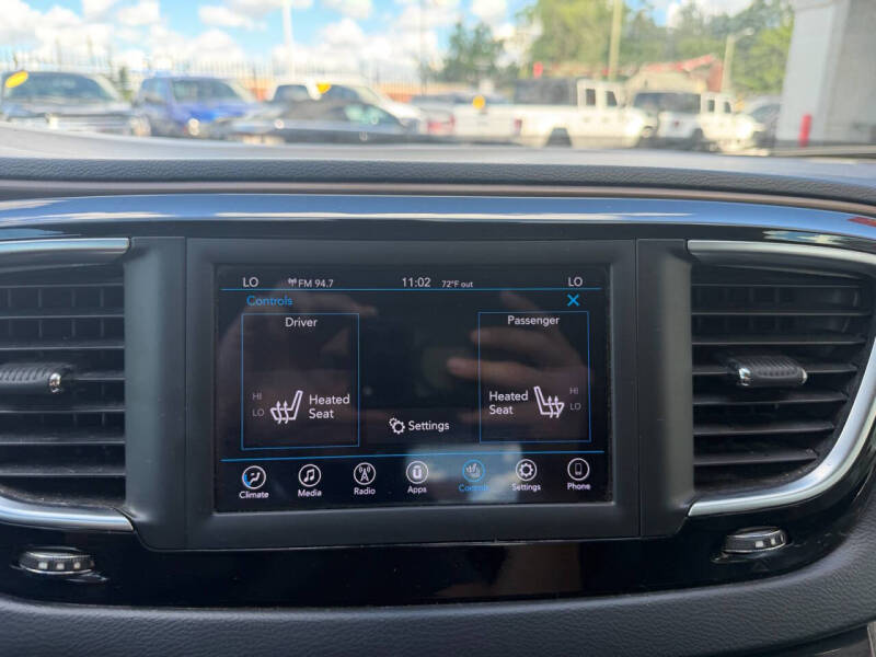 2018 Chrysler Pacifica Touring L