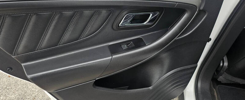 2012 Ford Taurus SEL