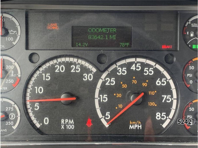2021 Freightliner M2 106